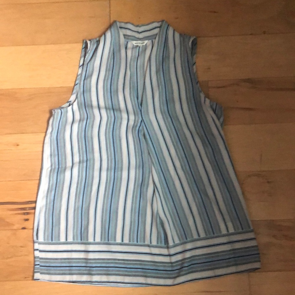 Max Studio sleeveless top cream, blue, black size m